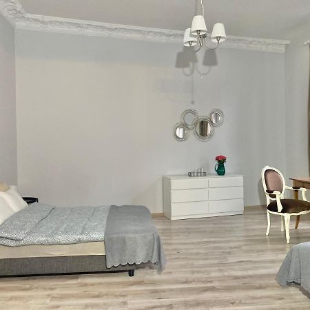 Crystal Sw. Marcin Poznan Apartment Exterior photo