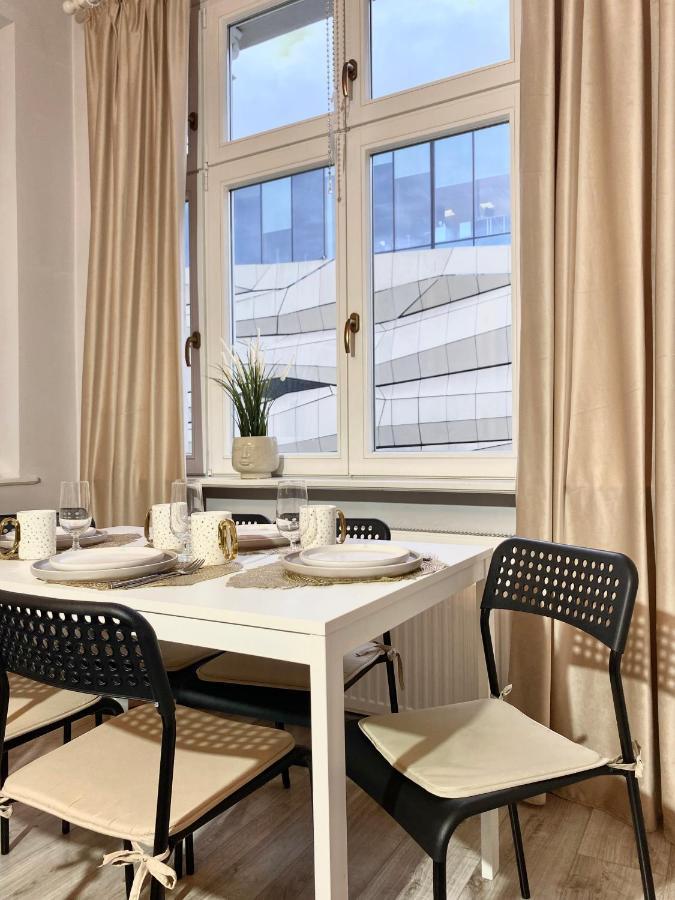 Crystal Sw. Marcin Poznan Apartment Exterior photo