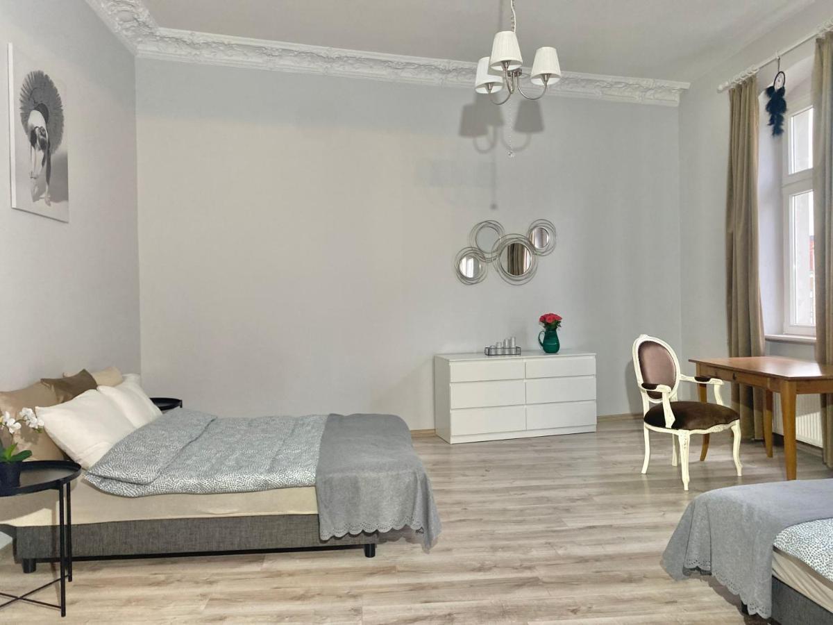 Crystal Sw. Marcin Poznan Apartment Exterior photo